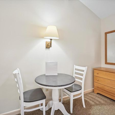 Cedarbrook Deluxe Two Bedroom Suite With Outdoor Heated Pool 20708 Killington Exterior photo